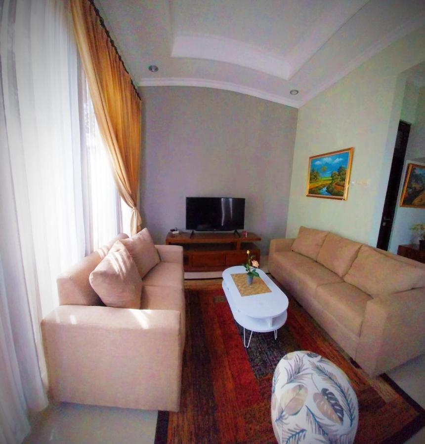Gated 3Br Residence - 10 Mins From Malioboro Yogyakarta Extérieur photo